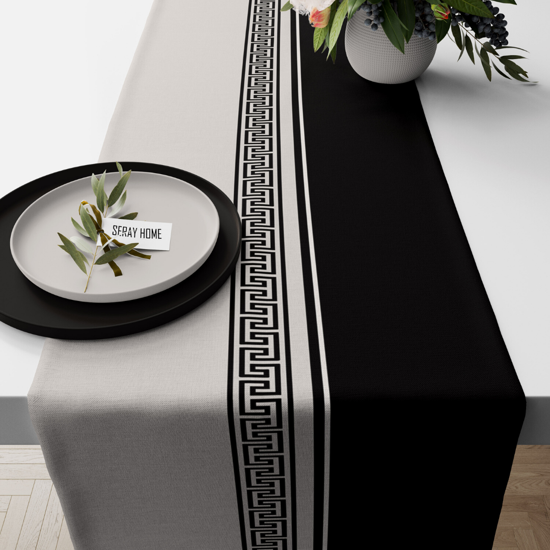 Geometrik Bordürlü Siyah Bej Kadife Runner 45x150 cm