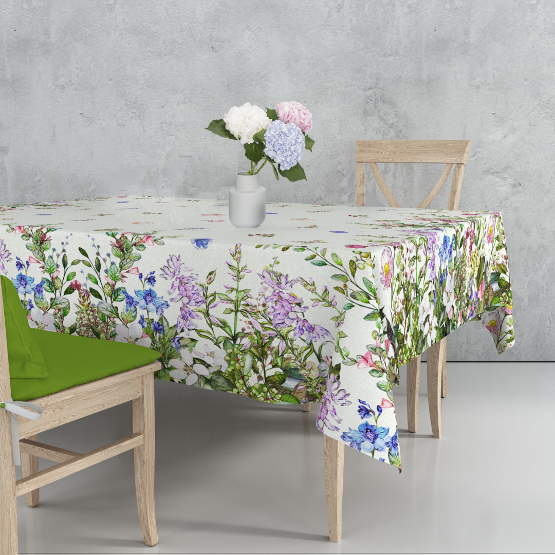 140 x 240 cm Kır Çiçekleri Krem Masa Örtüsü